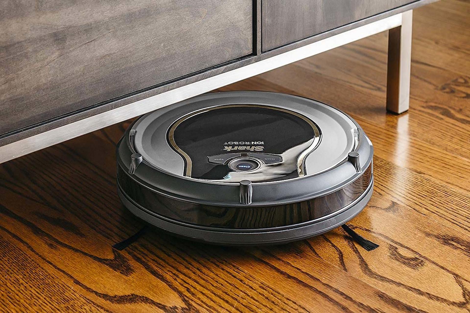 Pros And Cons Of The New Samsung Powerbot R7040 Robot Vacuum