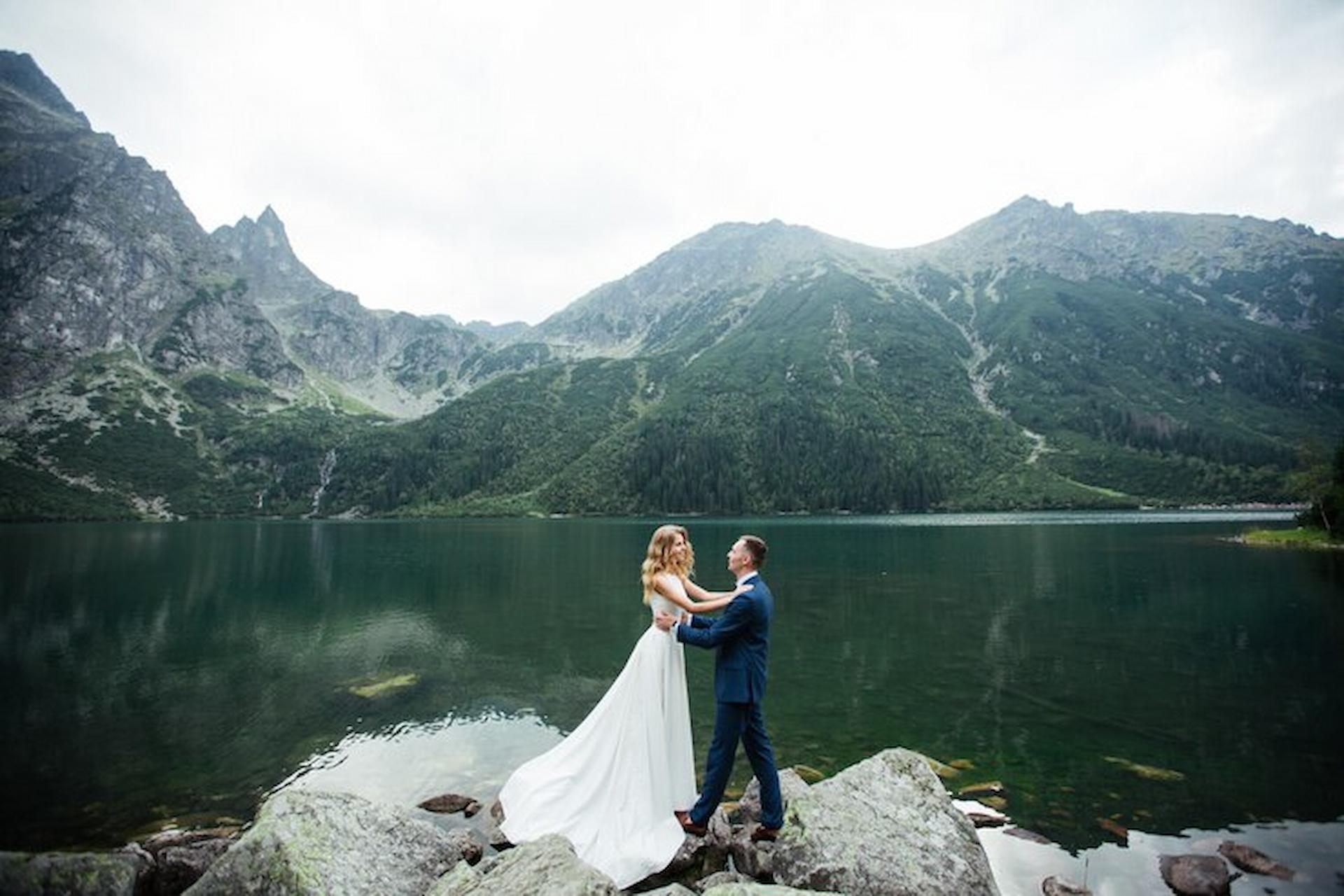 Romantic Spots For Newlyweds In Switzerland