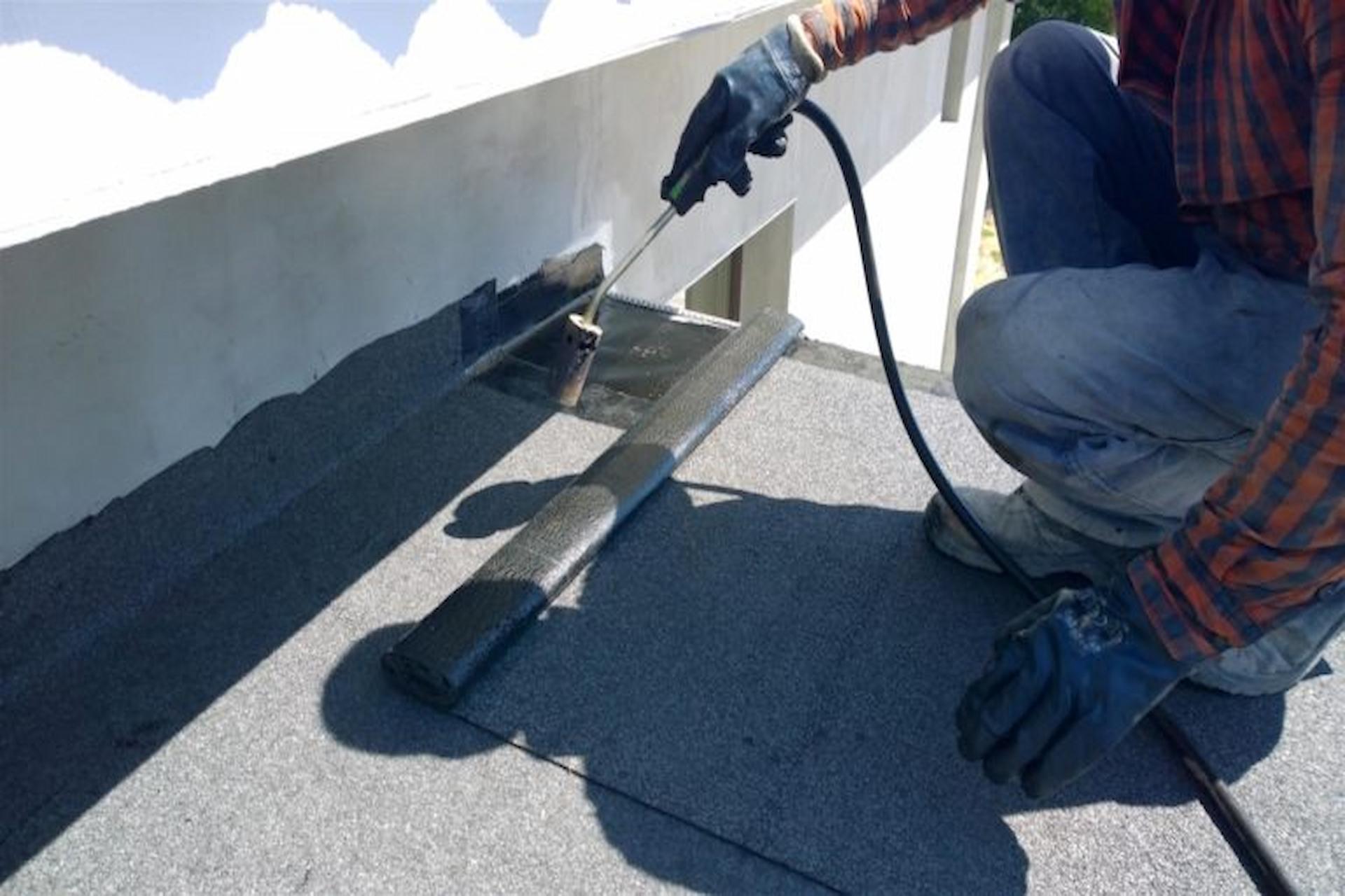 How To Repair Cracks In The Concrete Roof?