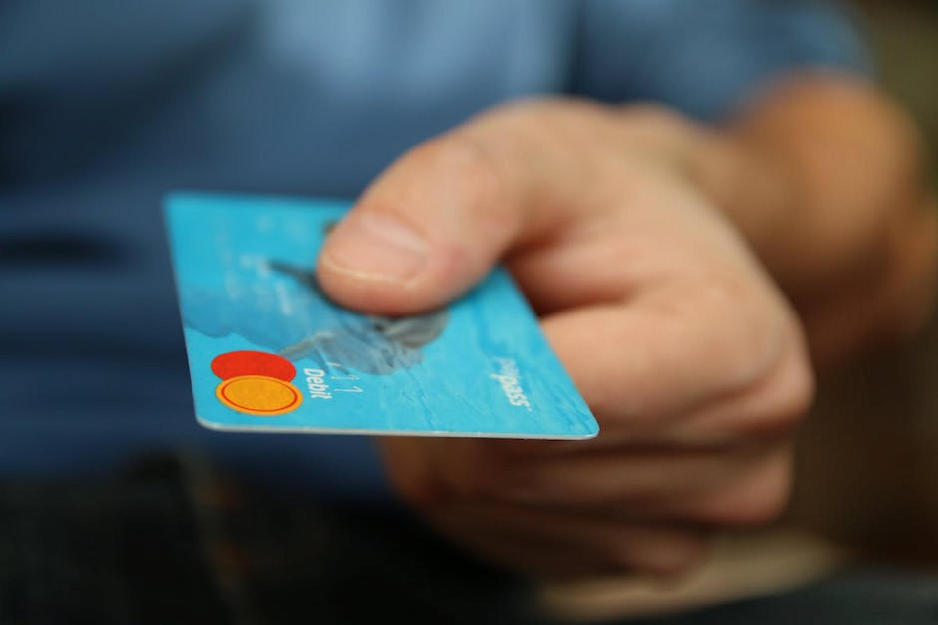 Know About Credit Card Utility And Your Credit Score